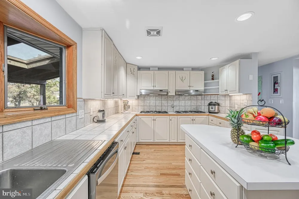 11200 EMERY LANE Bumpass, VA 23024