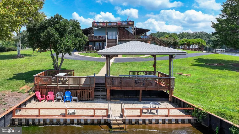 11200 EMERY LANE Bumpass, VA 23024