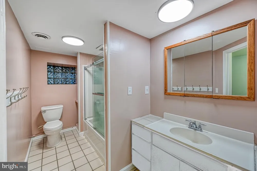 11200 EMERY LANE Bumpass, VA 23024