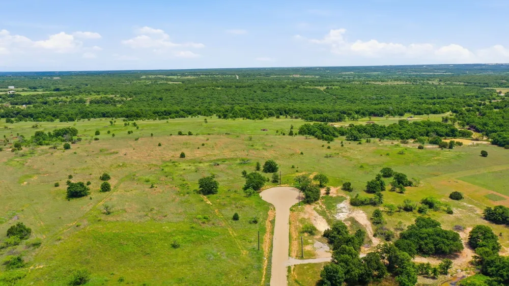 2051 Mustang Ridge Perrin, TX 76486