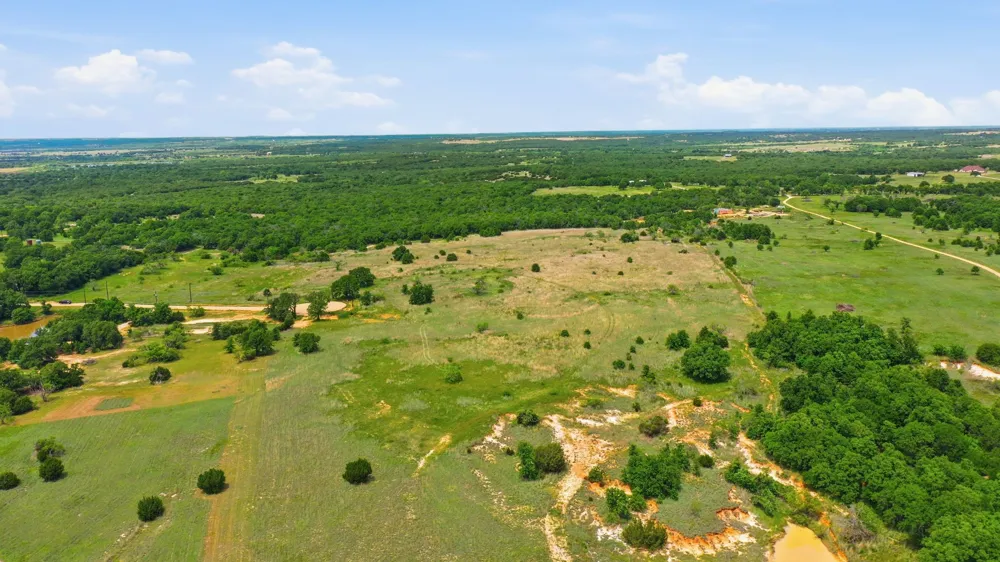 2051 Mustang Ridge Perrin, TX 76486