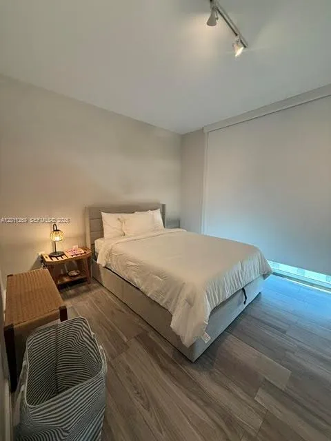 460 NE 28th St #3408 Miami, FL 33137
