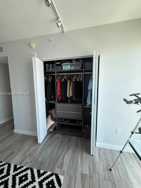 460 NE 28th St #3408 Miami, FL 33137