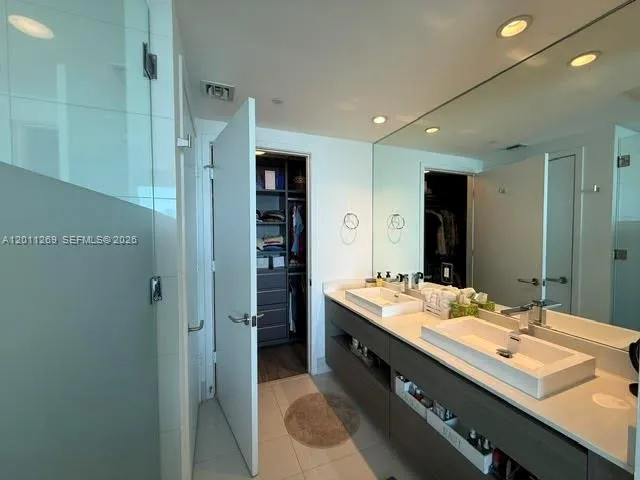 460 NE 28th St #3408 Miami, FL 33137