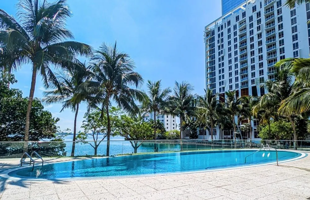 460 NE 28th St #3408 Miami, FL 33137