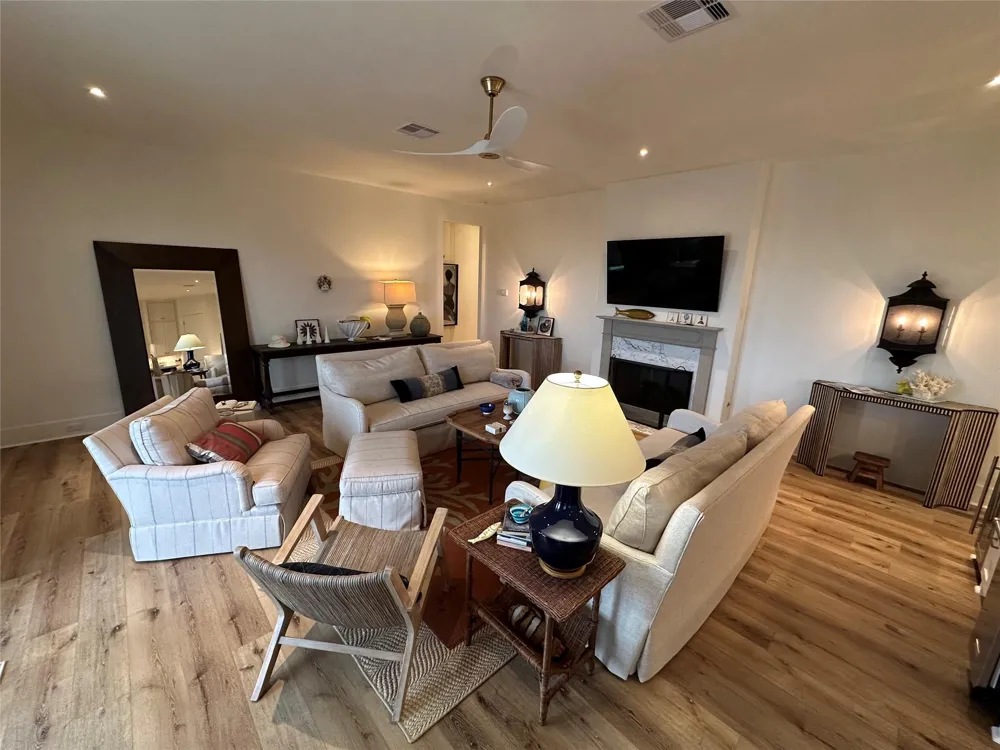 183 Ocean Shores Drive Port Bolivar, TX 77650