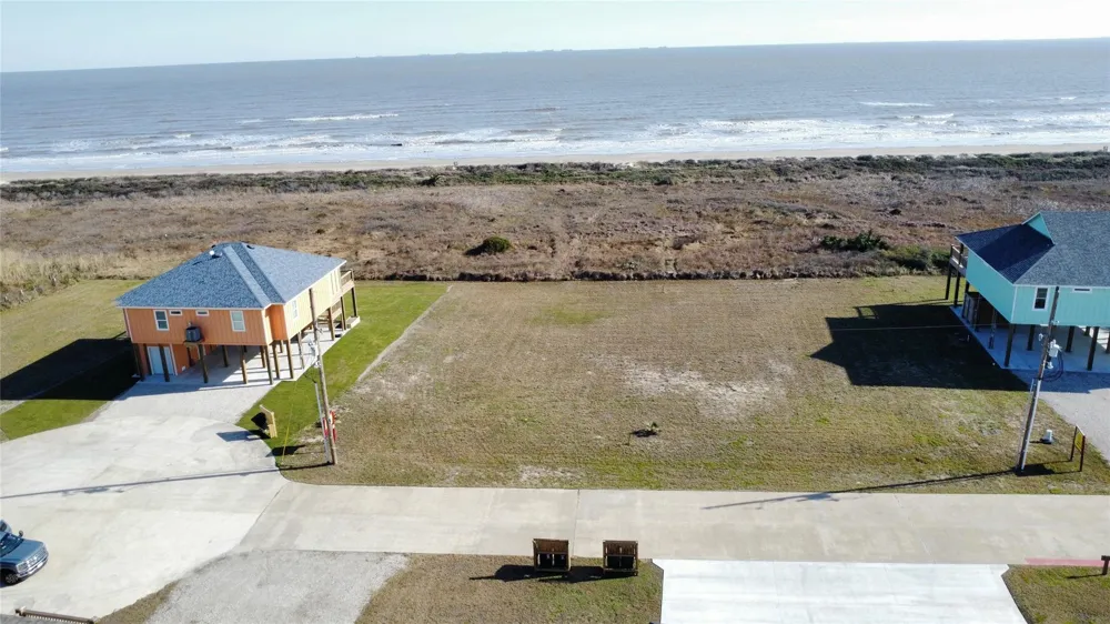 183 Ocean Shores Drive Port Bolivar, TX 77650