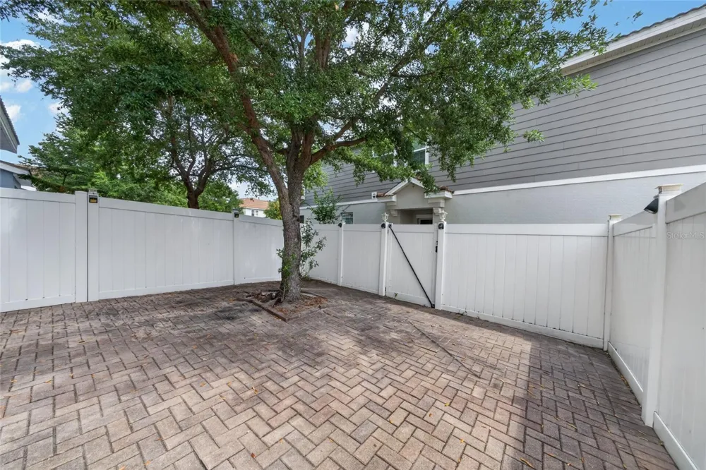 9118 SHEPTON STREET Orlando, FL 32825
