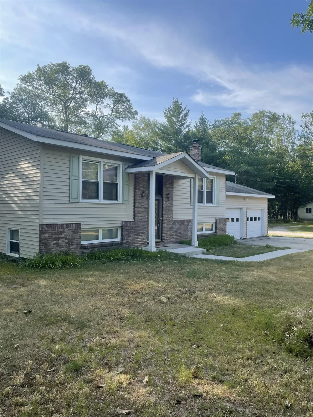 5700 W Weir Road Oscoda Charter Township, MI 48750