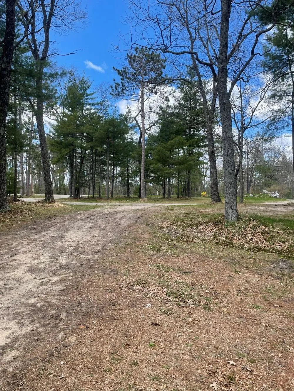 5700 W Weir Road Oscoda Charter Township, MI 48750