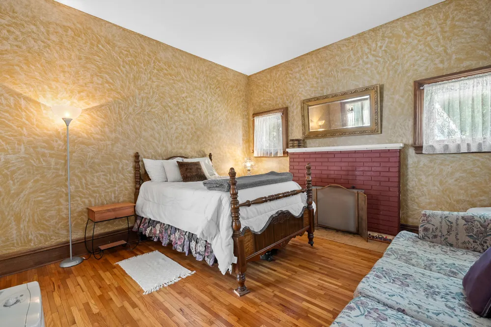 215 Cedar Street Allegan, MI 49010