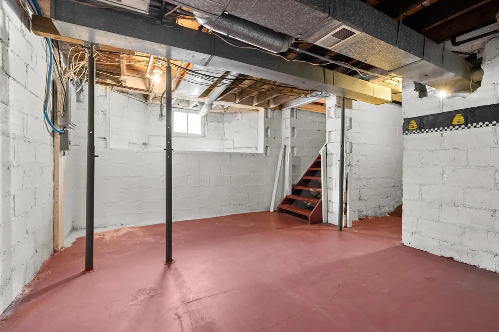 215 Cedar Street Allegan, MI 49010