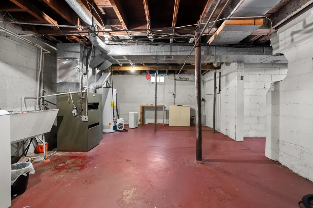 215 Cedar Street Allegan, MI 49010