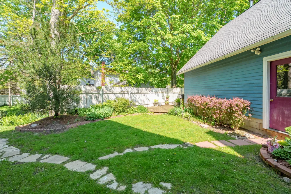 215 Cedar Street Allegan, MI 49010