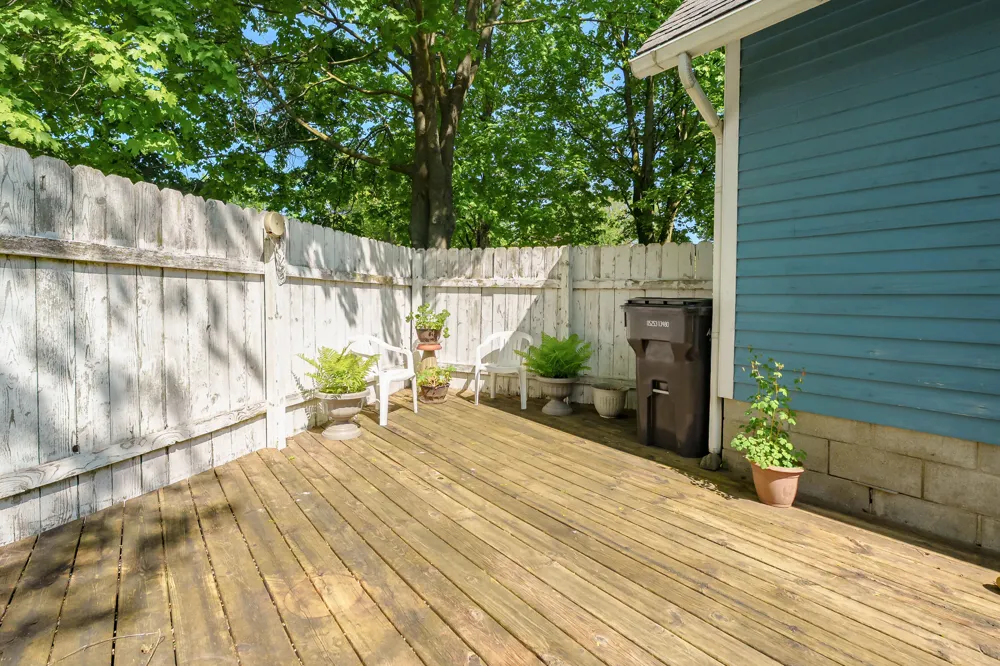 215 Cedar Street Allegan, MI 49010