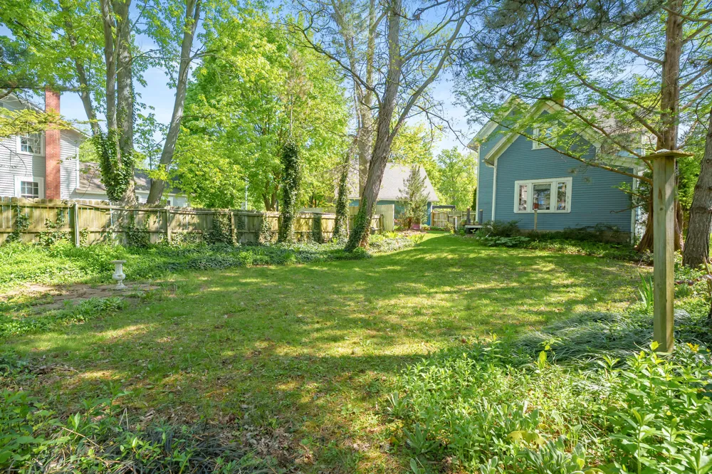 215 Cedar Street Allegan, MI 49010
