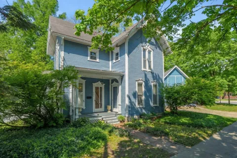 215 Cedar Street
