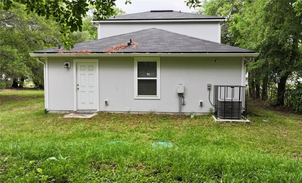 8139 VINING STREET Jacksonville, FL 32210