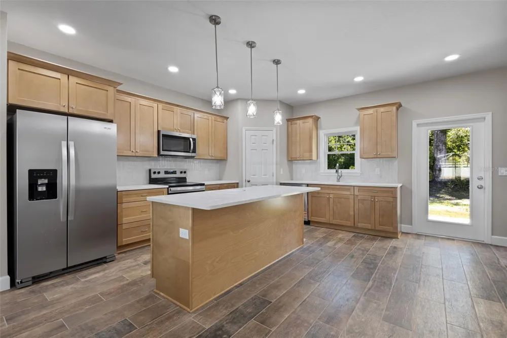 9100 DORIE DRIVE Trenton, FL 32693