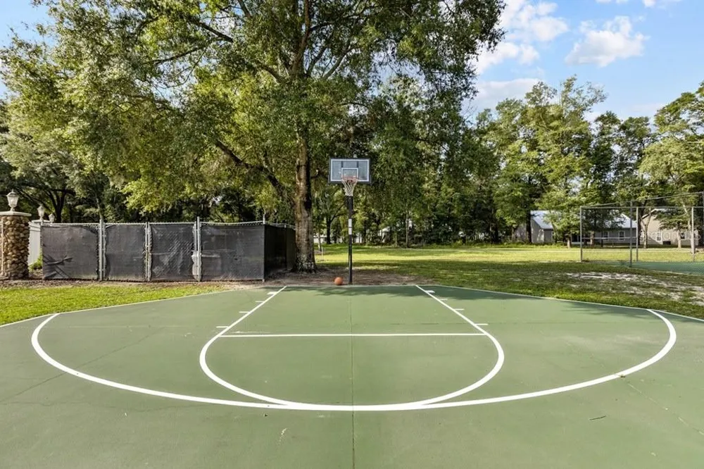 9100 DORIE DRIVE Trenton, FL 32693