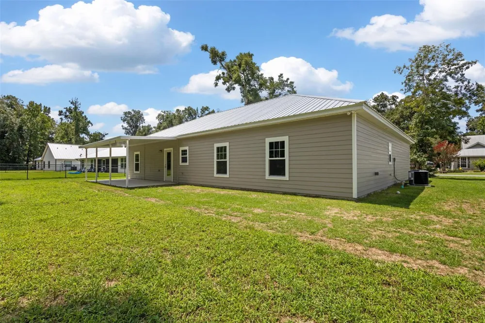 9100 DORIE DRIVE Trenton, FL 32693