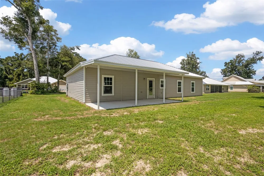 9100 DORIE DRIVE Trenton, FL 32693