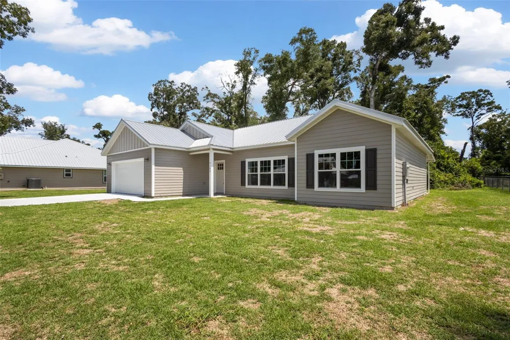 9100 DORIE DRIVE Trenton, FL 32693