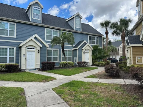 5601 ROSEHILL ROAD #201