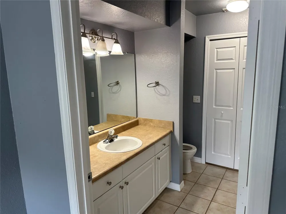5601 ROSEHILL ROAD #201 Sarasota, FL 34233