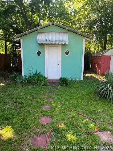 114 S 12 STREET Madill, OK 73446
