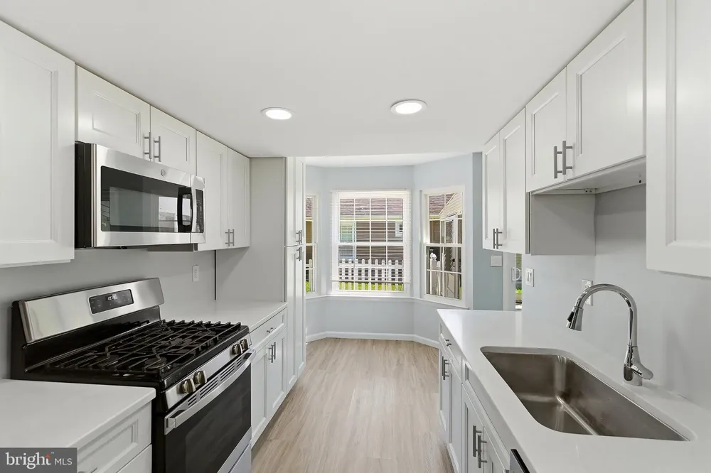 13 ABBEY COURT Forked River, NJ 08731