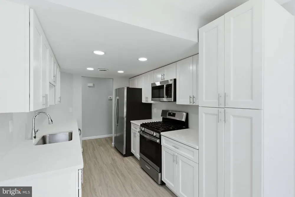 13 ABBEY COURT Forked River, NJ 08731