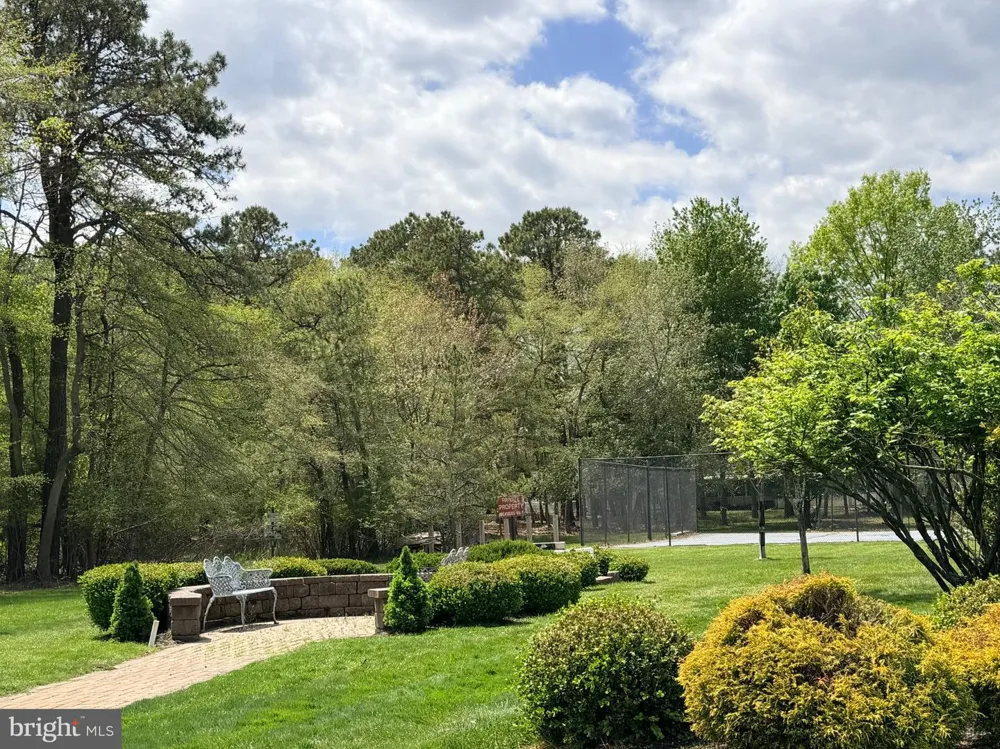 13 ABBEY COURT Forked River, NJ 08731