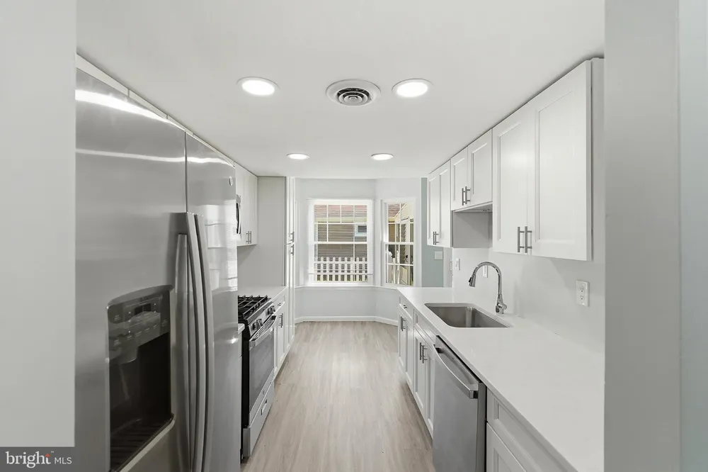 13 ABBEY COURT Forked River, NJ 08731