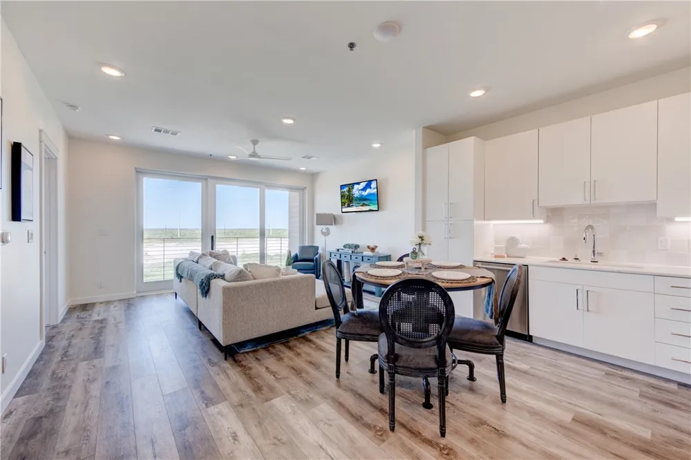 Address Not Shown Port Aransas, TX 78373