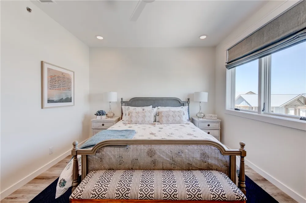Address Not Shown Port Aransas, TX 78373