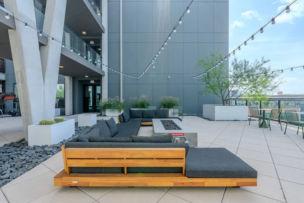 1701 Simond Avenue #201 Austin, TX 78723