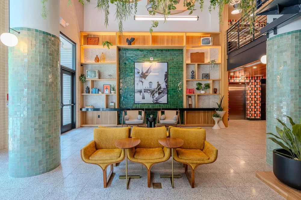 1701 Simond Avenue #201 Austin, TX 78723