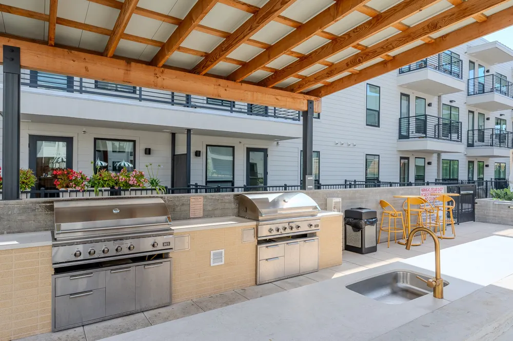 1701 Simond Avenue #201 Austin, TX 78723