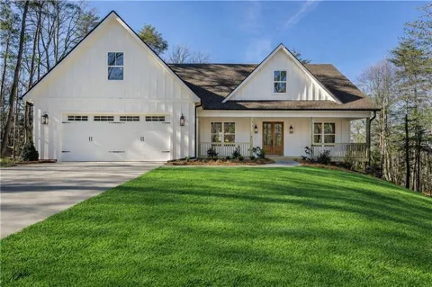 Lot 3 Lowe Lane