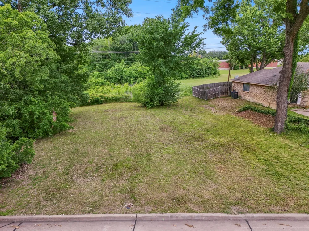 5101 Edgewater Drive Rowlett, TX 75088