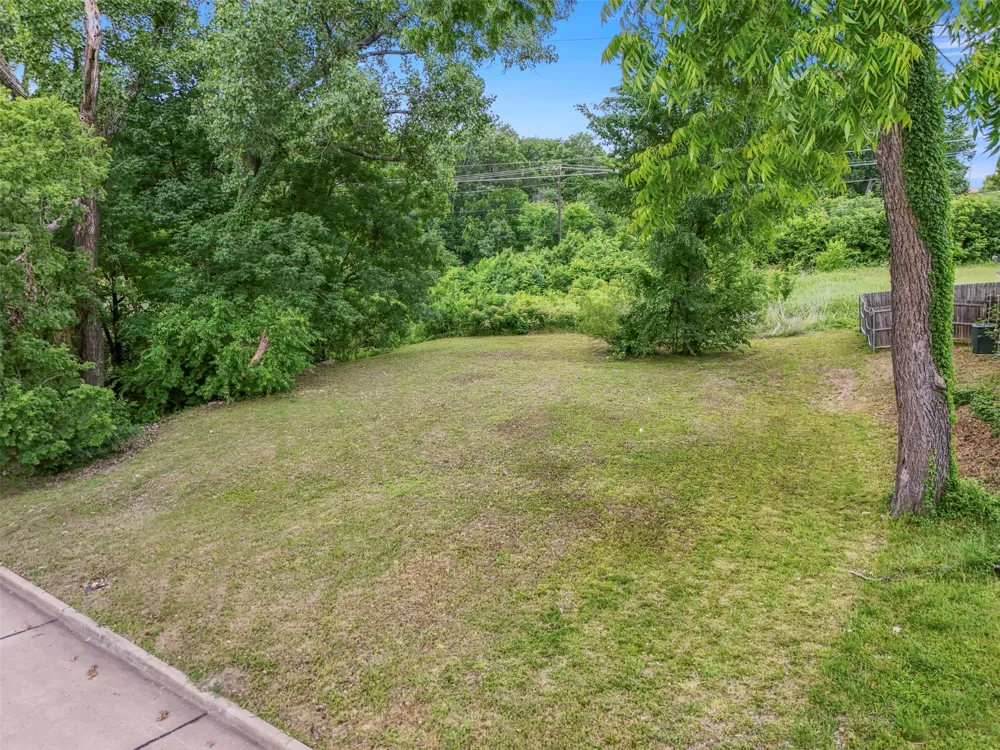 5101 Edgewater Drive Rowlett, TX 75088