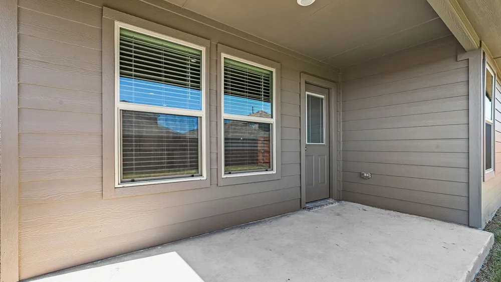 142 DAVIS LANE Newark, TX 76071