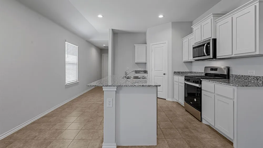 158 DAVIS LANE Newark, TX 76071