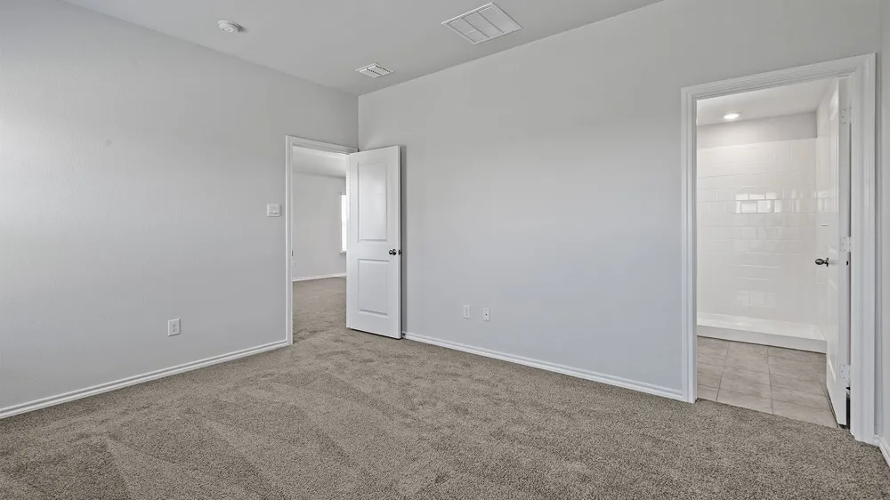 158 DAVIS LANE Newark, TX 76071
