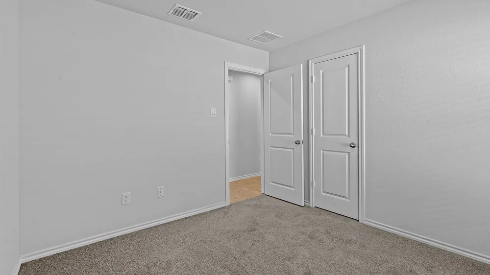 158 DAVIS LANE Newark, TX 76071
