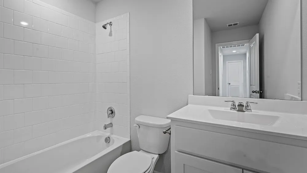 158 DAVIS LANE Newark, TX 76071