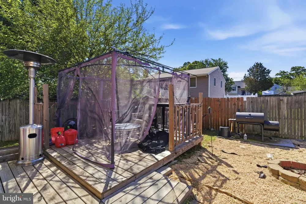 761 207TH STREET Pasadena, MD 21122
