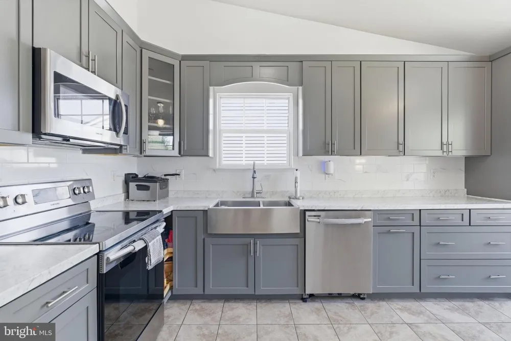 761 207TH STREET Pasadena, MD 21122