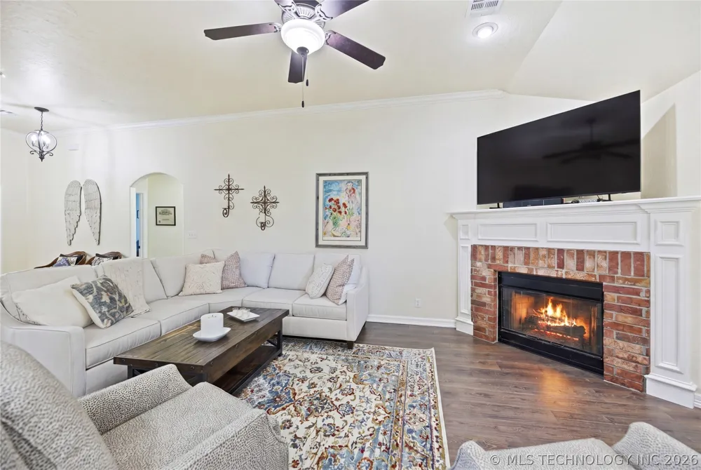 101 S 47th Street Broken Arrow, OK 74014